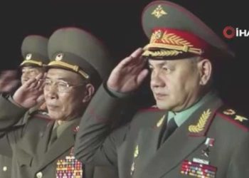 Rusya Savunma Bakanı Şoygu, Kuzey Kore’de