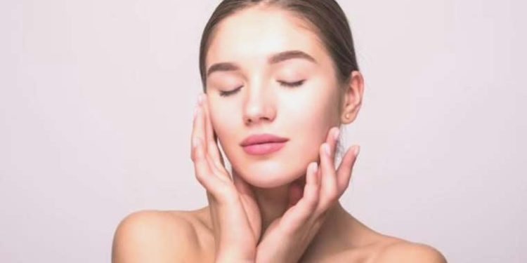 Sağlıklı bir cilt için üstün besinler! Cildinizin ışıl ışıl parlaması için bu besinleri tüketin…