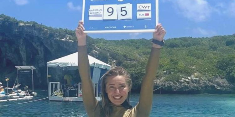 Şahika Ercümen’den yeni Türkiye rekoru