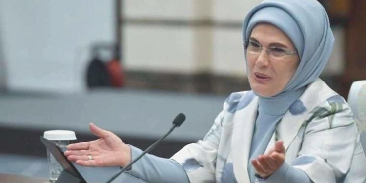 Saray’ın masrafları konuşulurken… Emine Erdoğan: Dünyanın kaynakları nüfusun 1,5 katına kâfi, paylaşmayı bilelim