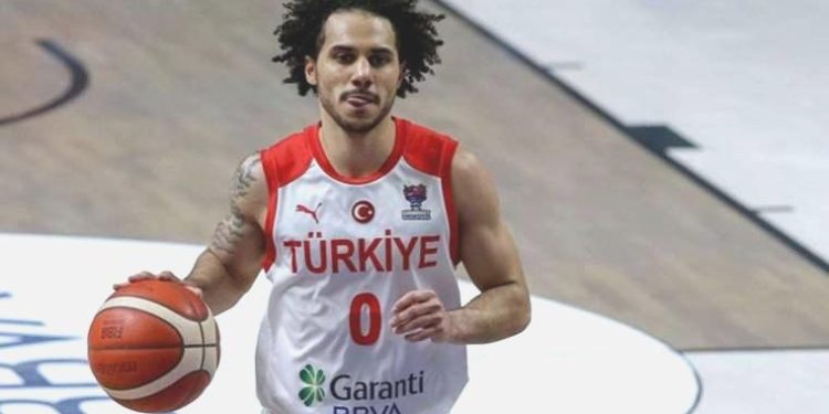 Shane Larkin’den makus haber!