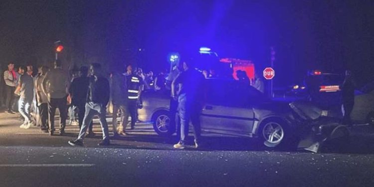 Sivas’ta iki araba kavşakta çarpıştı: 9 yaralı