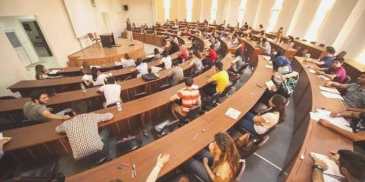 ‘Sorunlar çözülene kadar özel öğrenci hakkı verilsin’