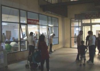 Sultanbeyli’nde Kuran kursunda 73 çocuk besin zehirlenmesi kuşkusuyla hastaneye kaldırıldı