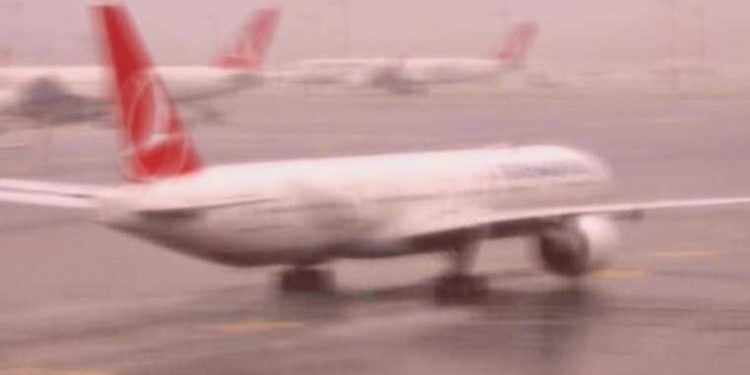 THY uçağı intihar olayı nedeniyle mecburî iniş yaptı