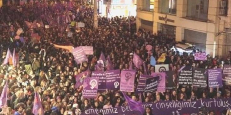 TKDF açıkladı… Reaksiyonlar sonuç verdi: Birtakım sözlerin cinsiyetçi manaları TDK’den kaldırıldı