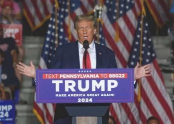 Trump’tan Biden’a küfür: ‘Aptal bir o….. çocuğu’