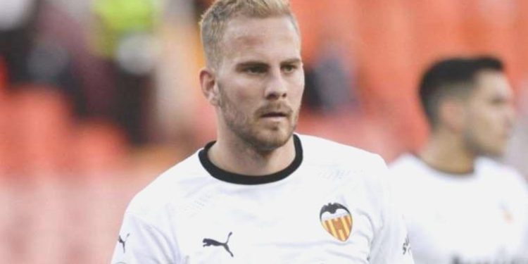 Uros Racic kimdir, nereli, kaç yaşında? Uros Racic hangi kadrolarda futbol oynadı?