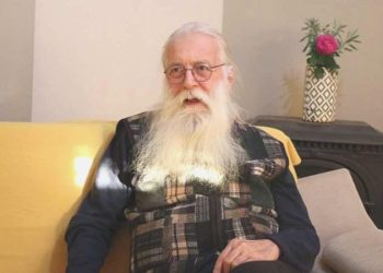 Usta ressam Şenol Yorozlu hayatını kaybetti