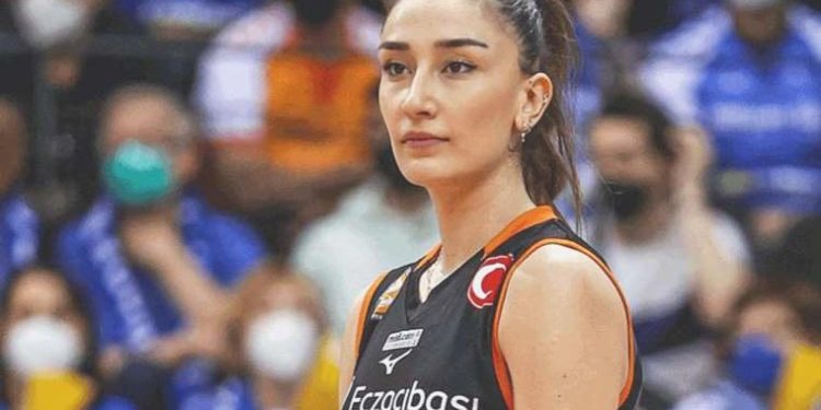 Voleybolcu Hande Baladın’a ‘asitli’ tehdit!