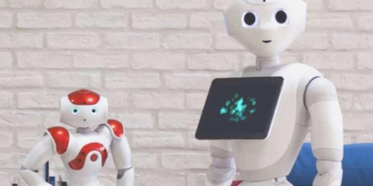 Yaşlılara artık robotlar bakacak