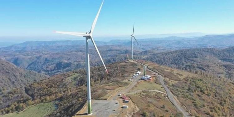 Yenilenebilir güç gelecek yıl dünyanın en büyük elektrik üretim kaynağı olabilir