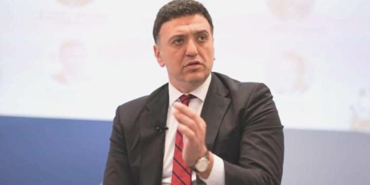 Yunanistan’dan yangın açıklaması: Çoğunluğuna insan eli neden oldu