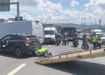 15 Temmuz Şehitler köprüsü girişinde kaza: 2 yaralı