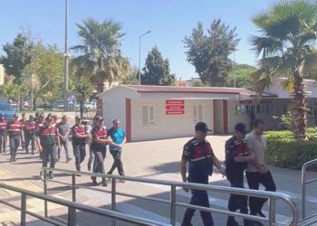 3 vilayette yasadışı bahis çetesine operasyon: 8 gözaltı
