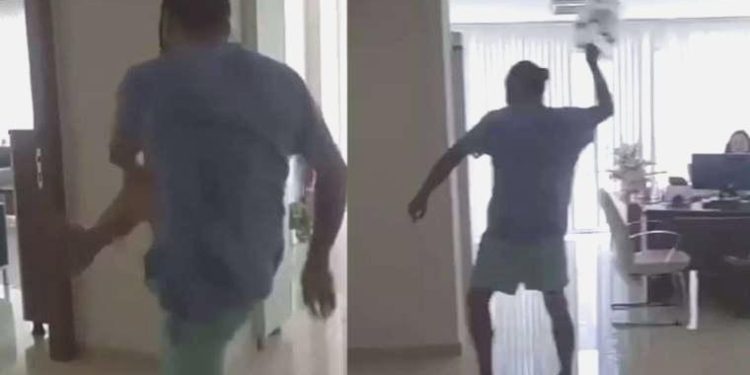 ’34 gündür suyum akmıyor’ diyerek belediyeyi bastı, vanası kapalı çıktı