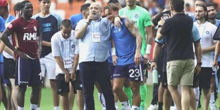 Adana Demirspor’da maç sonu ayrılık yaşandı