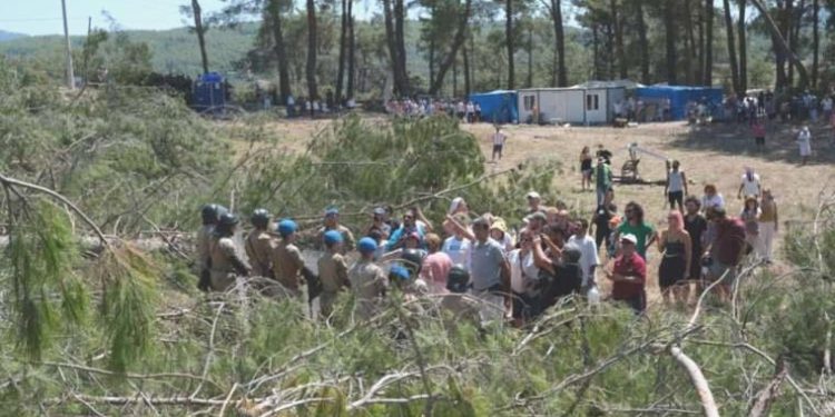 Akbelen’de ağaç katliamına karşı direnen çevreciler üzgün: Taziye çadırı üzere