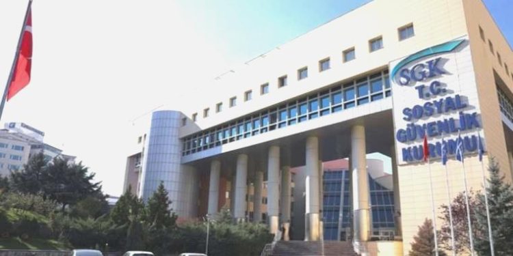 Aktif-pasif oranı 1.79’a düştü! 6.8 milyon kişinin primini devlet ödüyor: Toplumsal güvenlikte alarm