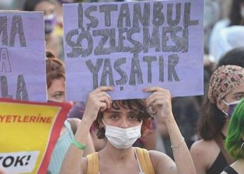 Bayanlar İstanbul Sözleşmesi’nin tekrar yürürlüğe girmesini istiyor