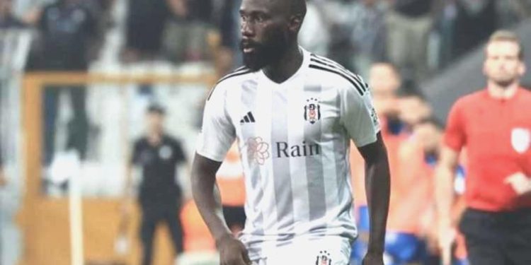 Beşiktaş’a Masuaku’dan berbat haber!