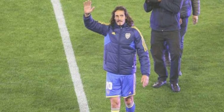 Boca Juniors’a transfer olan Edinson Cavani’ye Arjantin’de sevgi seli