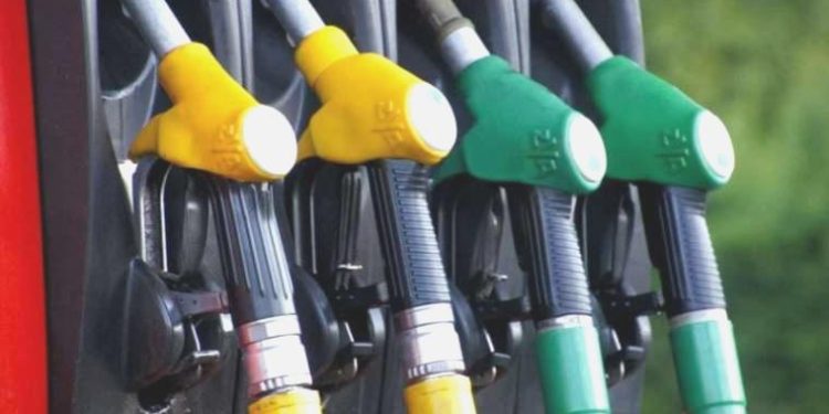 Brent petrol doruktan döndü: Akaryakıta artırım gelecek mi? 7 Ağustos 2023 aktüel akaryakıt ve motorin fiyatları