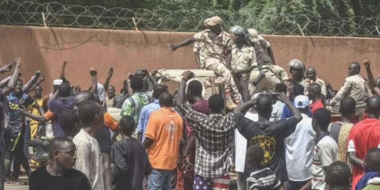 Burkina Faso ve Mali: Nijer’e yönelik askeri müdahaleyi savaş ilanı sayacağız