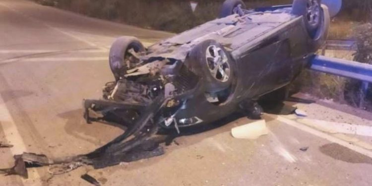 Bursa’da kum birikintisine çarpan araba takla attı: Birebir aileden 5 kişi yaralandı