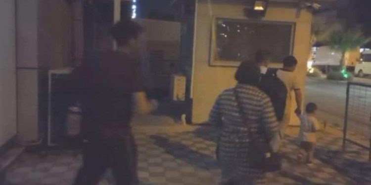 Çanakkale’de 55 kaçak göçmen ile 5 göçmen kaçakçısı şüphelisi yakalandı