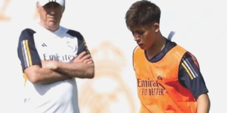 Carlo Ancelotti’den Arda Güler’e övgü: ’18 yaşındaki bir uzaylı’