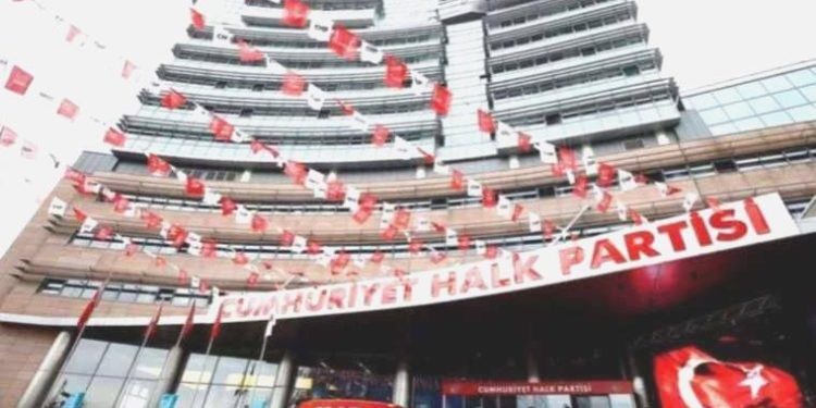 CHP MYK toplantısında tansiyon: Mevzu ‘Zoom’ görüşmesi