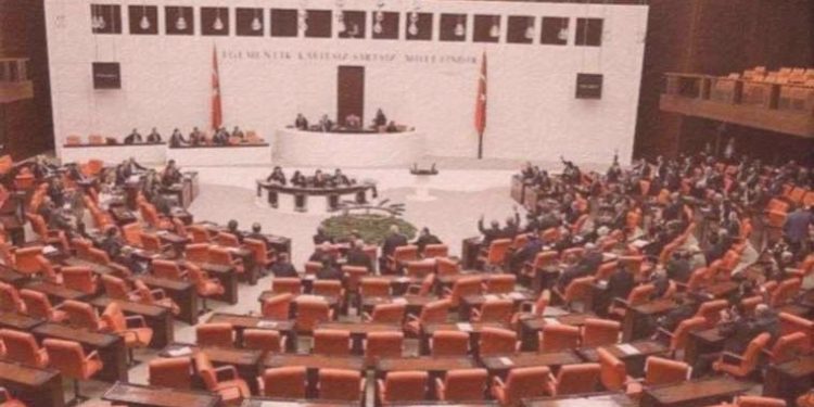 CHP’li Cevdet Akay’dan Anadolu basını için önerge: Problemler araştırılsın, çözülsün