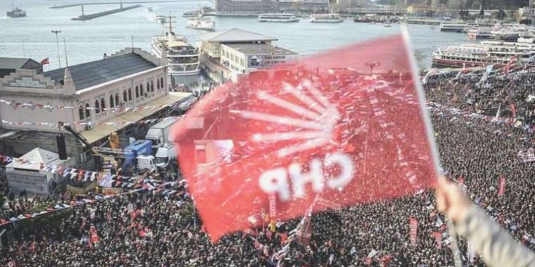 CHP’nin ideolojisi: Nasıl bir geçmişten geliyor? Nasıl bir geleceğe gidiyor?