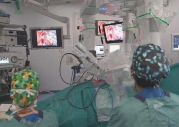 Diyarbakır’da 40 yaşındaki bayanın rahminden 26 adet miyom çıkarıldı