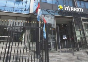 DÜZGÜN Partili 3 isimden istifa kararı… Ocak Partisi’ne geçtiler!