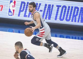 Fenerbahçe Beko, Raul Neto’yu renklerine bağladı