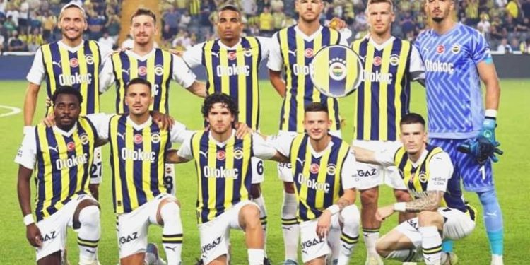 Fenerbahçe, mağazalarda eserlerin 5 yıldızlı olarak satılacağını açıkladı