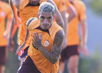 Galatasaraylı futbolcu Lucas Torreira antrenmanı tamamlayamadı