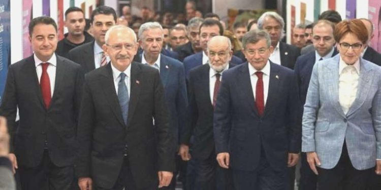 Gelecek Partili Selçuk Özdağ: Anlaşılamazsa tarih politikleri affetmez