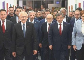 Gelecek Partili Selçuk Özdağ: Anlaşılamazsa tarih siyasalları affetmez