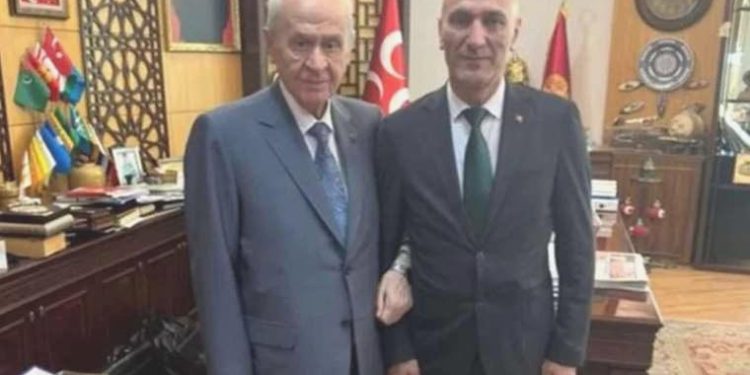 ‘Hayır duasını’ aldı… Karaman’a atanan Osmaniye Emniyet Müdürü birinci iş olarak Bahçeli’’yi ziyaret etti