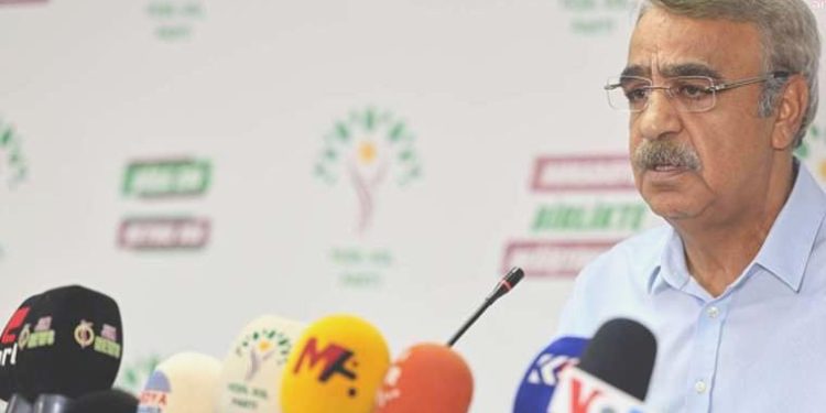 HDP’li Mithat Sancar açıkladı: ‘Olağanüstü kongre kararı alacağız’