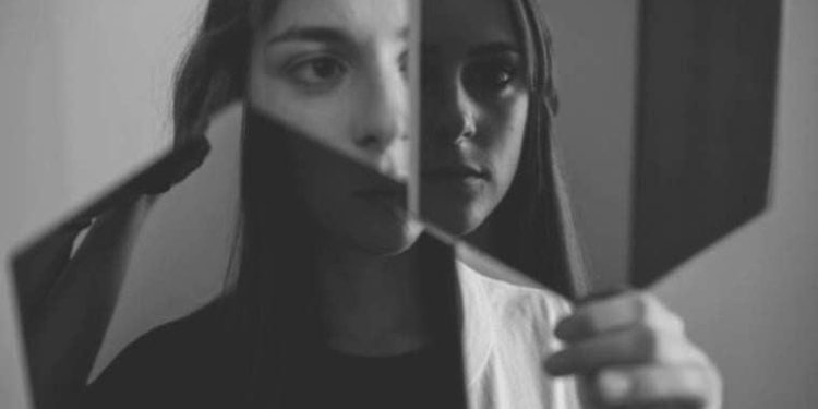 Her 2 bireyden 1’i 75 yaşına kadar ruhsal bozukluk geliştirmeye yatkın