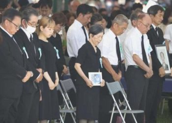 Hiroşima’da atom bombası kurbanları anıldı