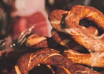 İktidar ‘zalim yönetim’ sınıfında: İstanbul’da simit ve suya artırım geldi