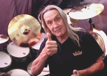 Iron Maiden’ın bateristi Nicko McBrain, felç geçirdiğini açıkladı