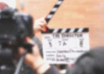 İşçiye tekrar yoksulluk düştü: Set çalışanları adalet istedi!