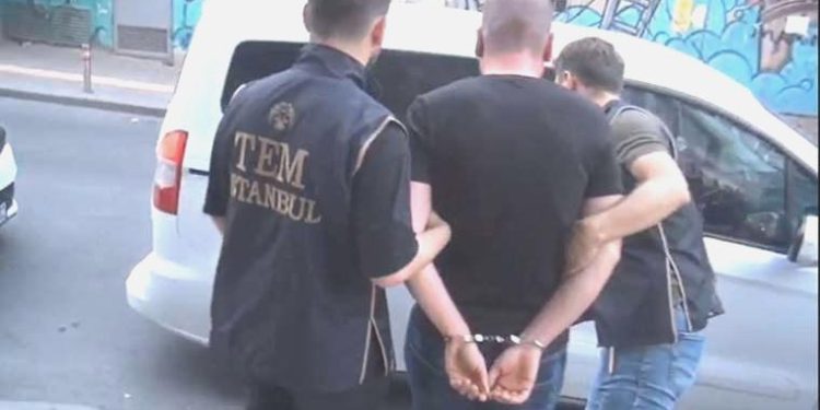 İstanbul’da IŞİD operasyonu: 17 gözaltı