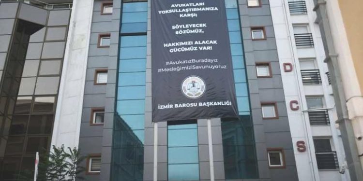İzmir Barosu’nun davetine milletvekillerinden dayanak